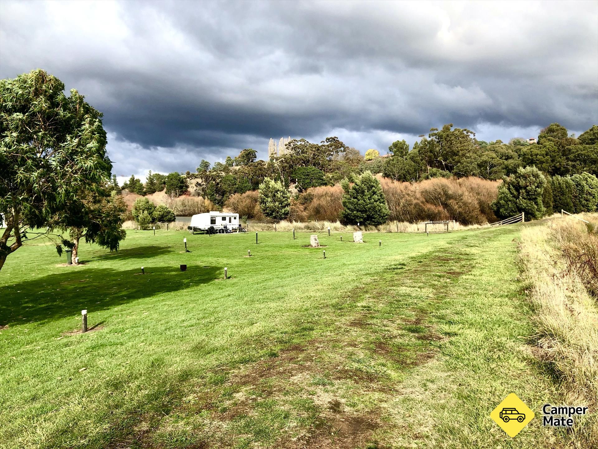 Old Mac's Caravan & Motorhome Farm Stay - Image 3