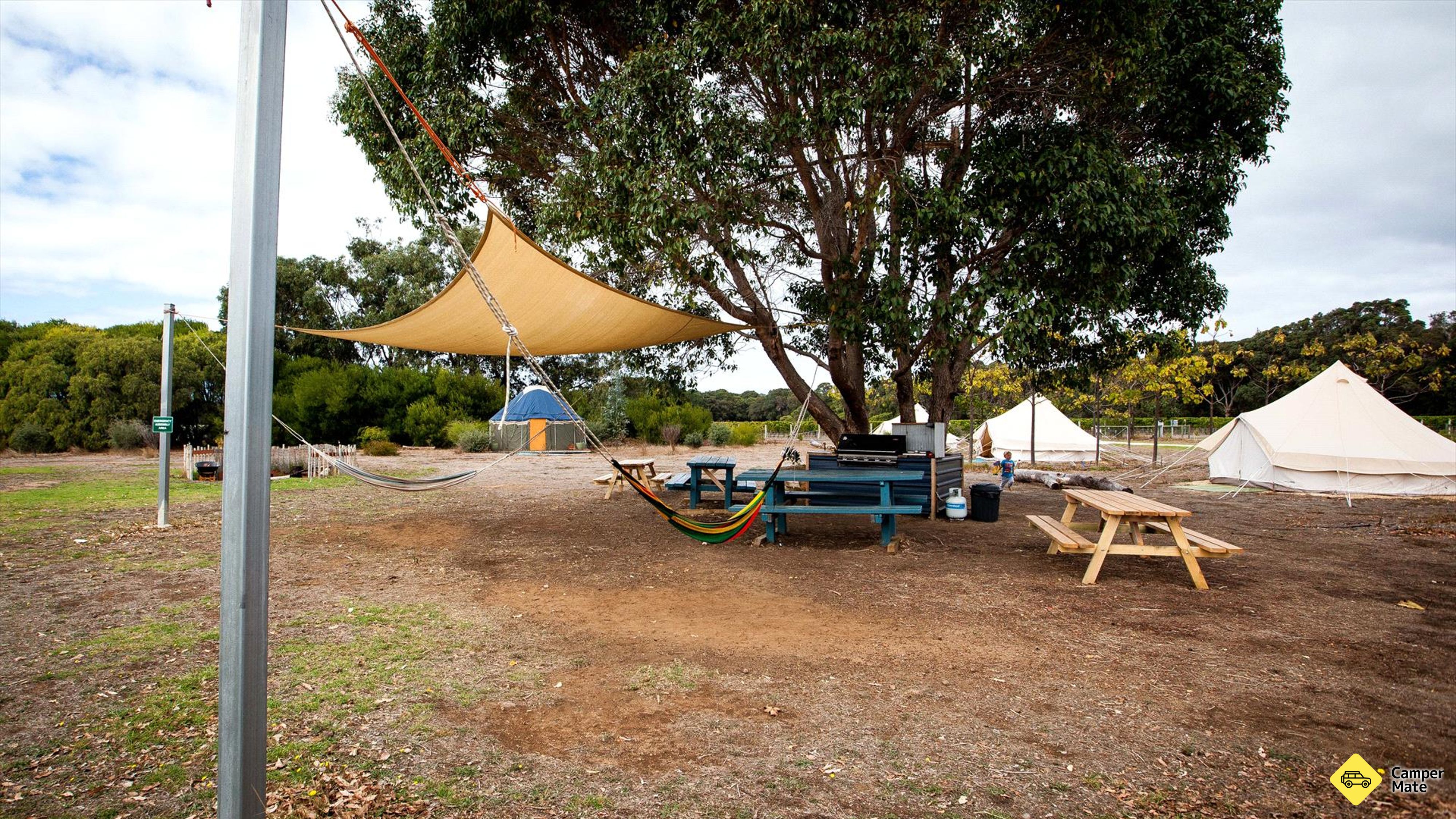 Camping Boogaloo Surf et Yoga