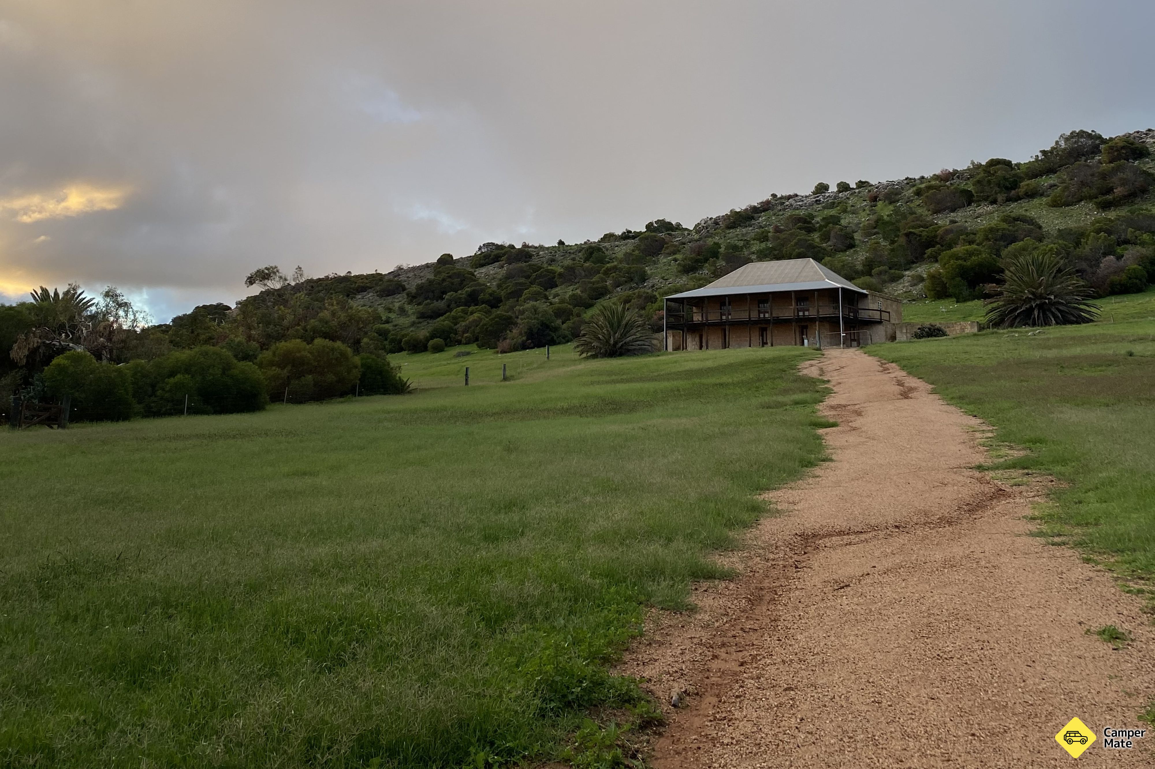 Linga Longa Farm Stay at Lynton Station 근처 오락거리 - Image 2