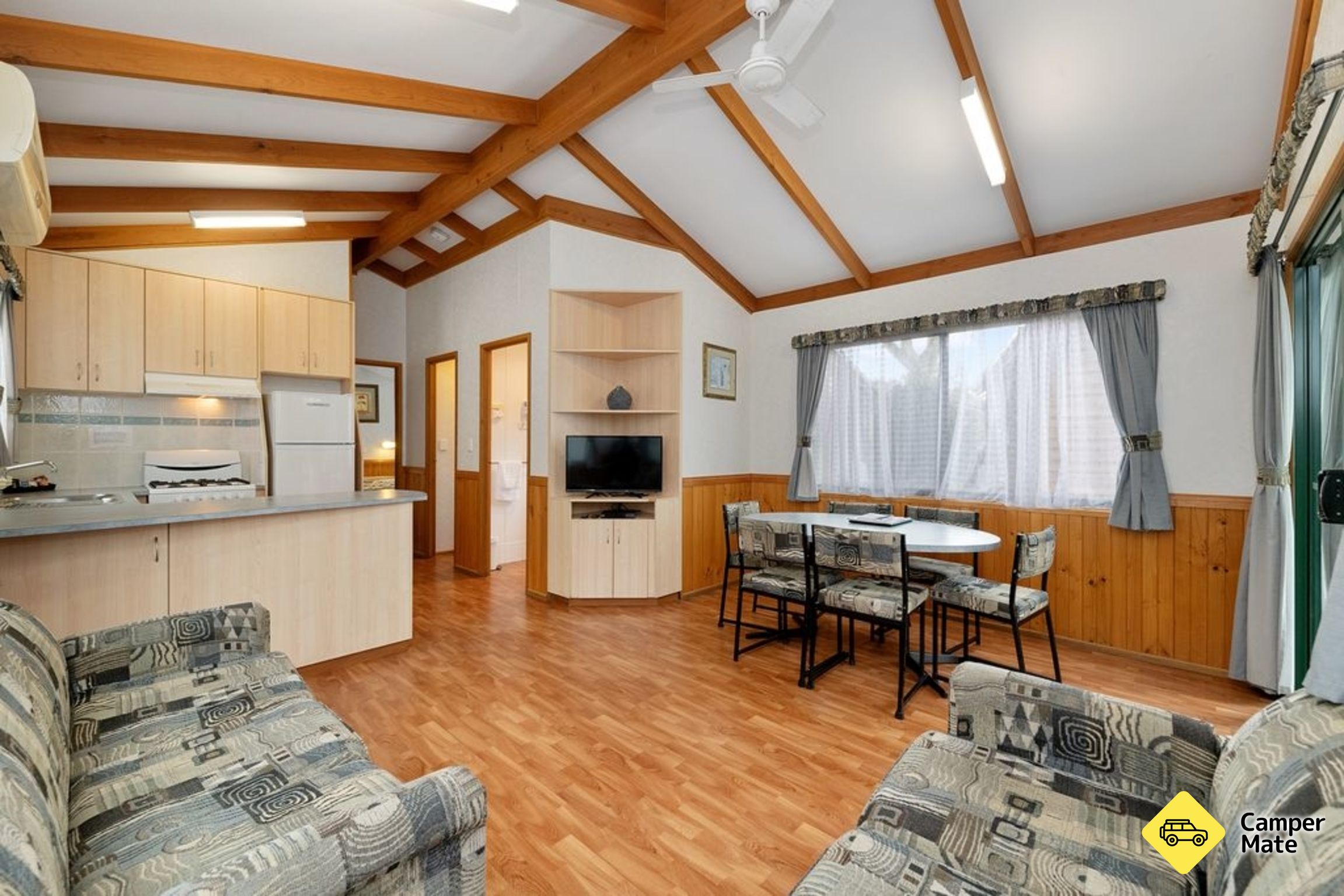 Albury Holiday Park - Image 2