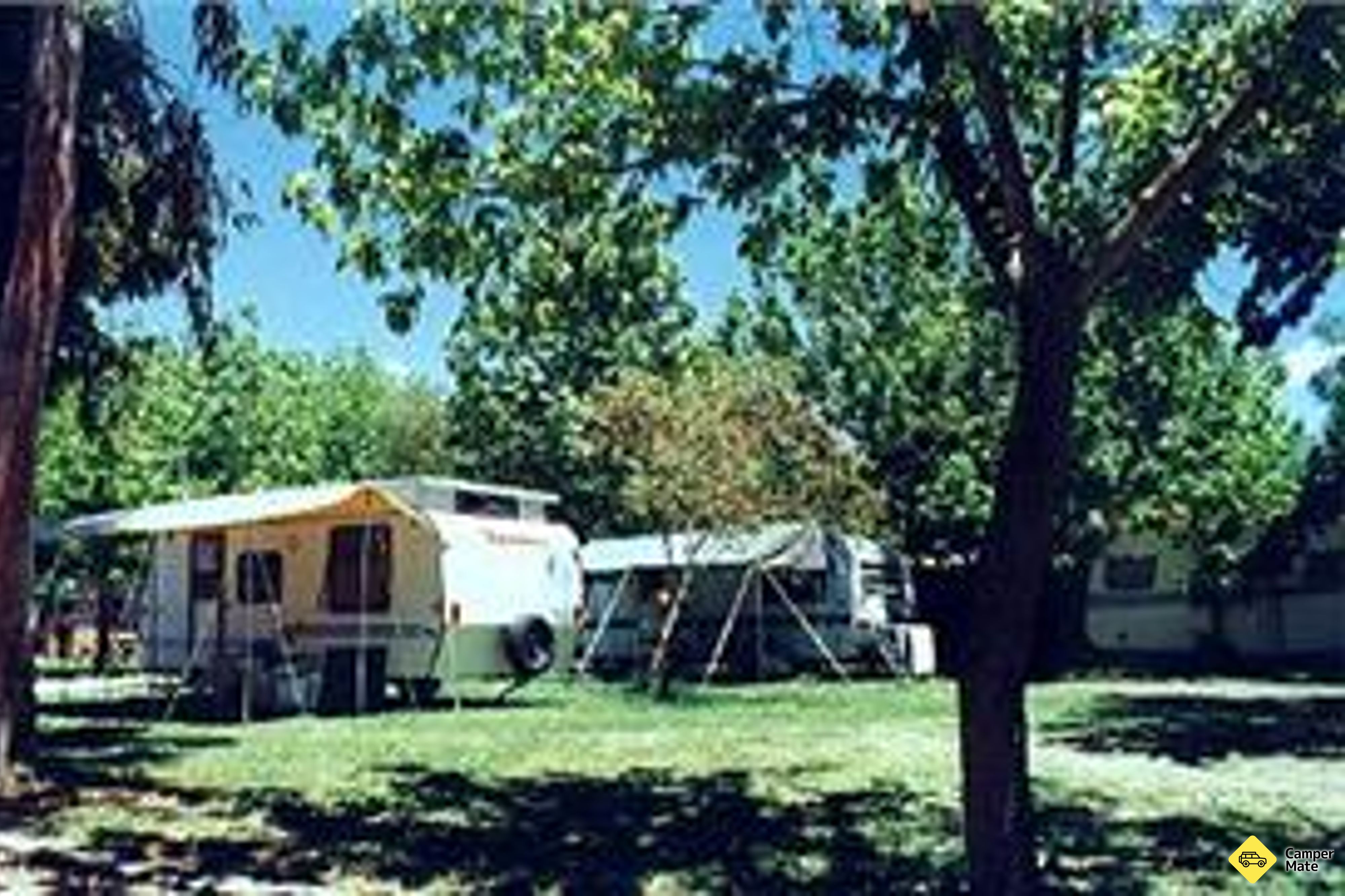 Howlong Caravan Park megtekintése