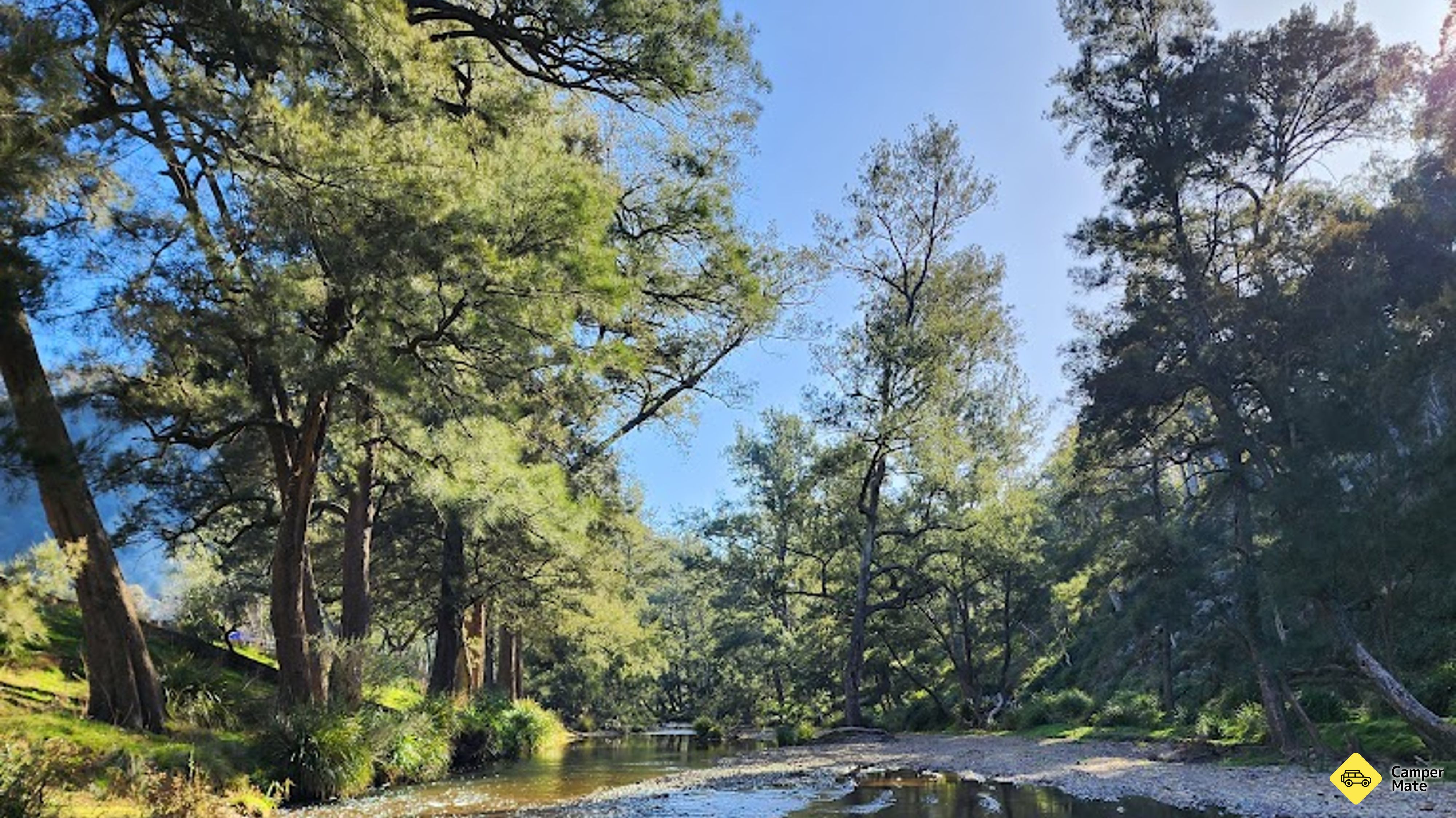 Camping en el río Turon