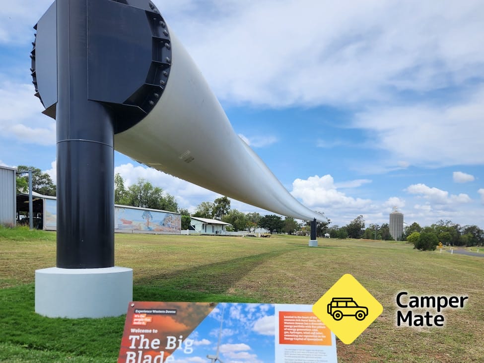 ビッグブレード風力タービン The Big Blade Wind Turbine