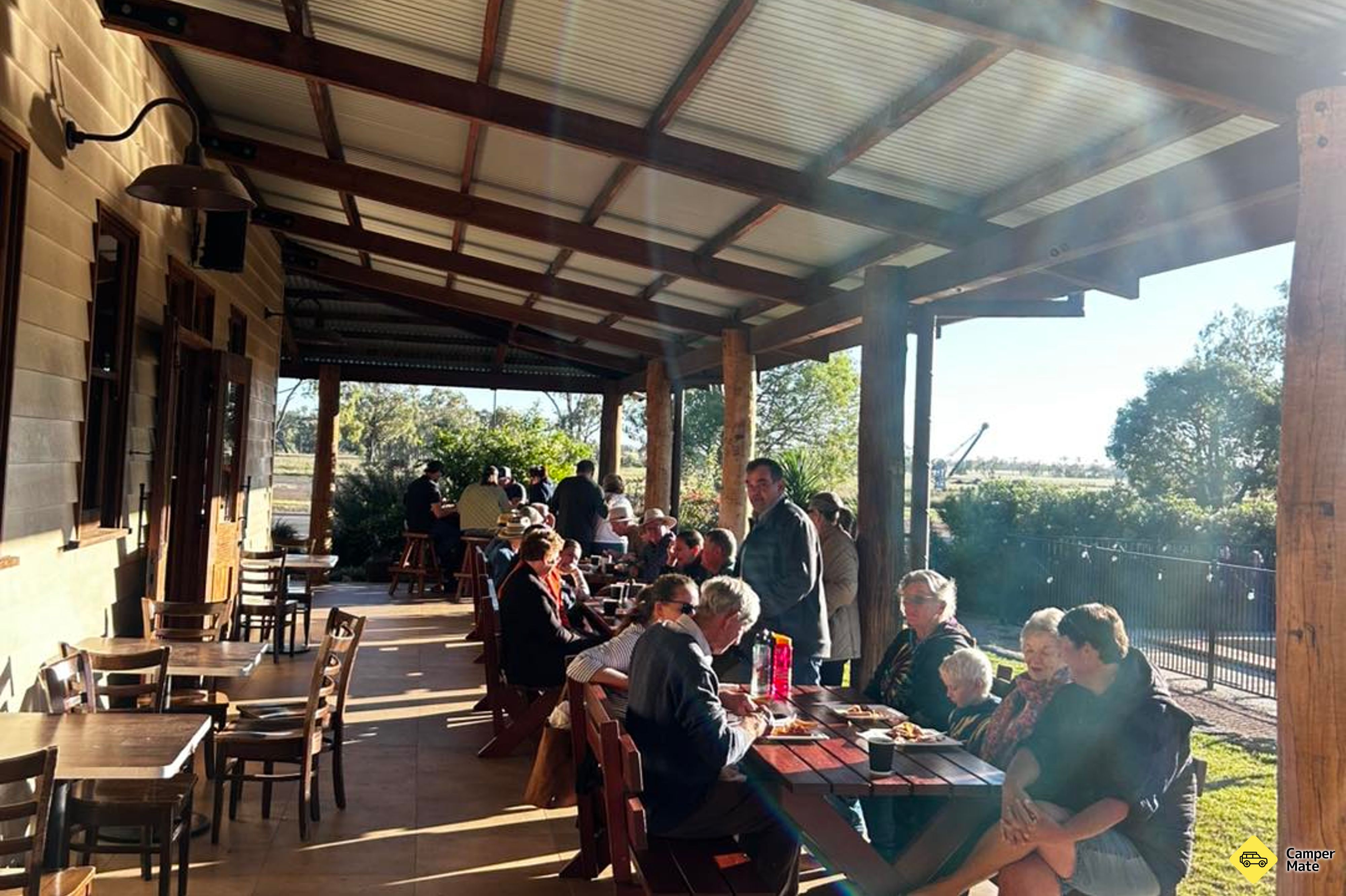 Muckadilla Pub - Freedom Campsite