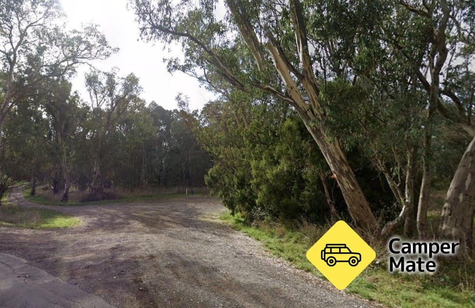 King Parrot Creek Rest Area - Image 3