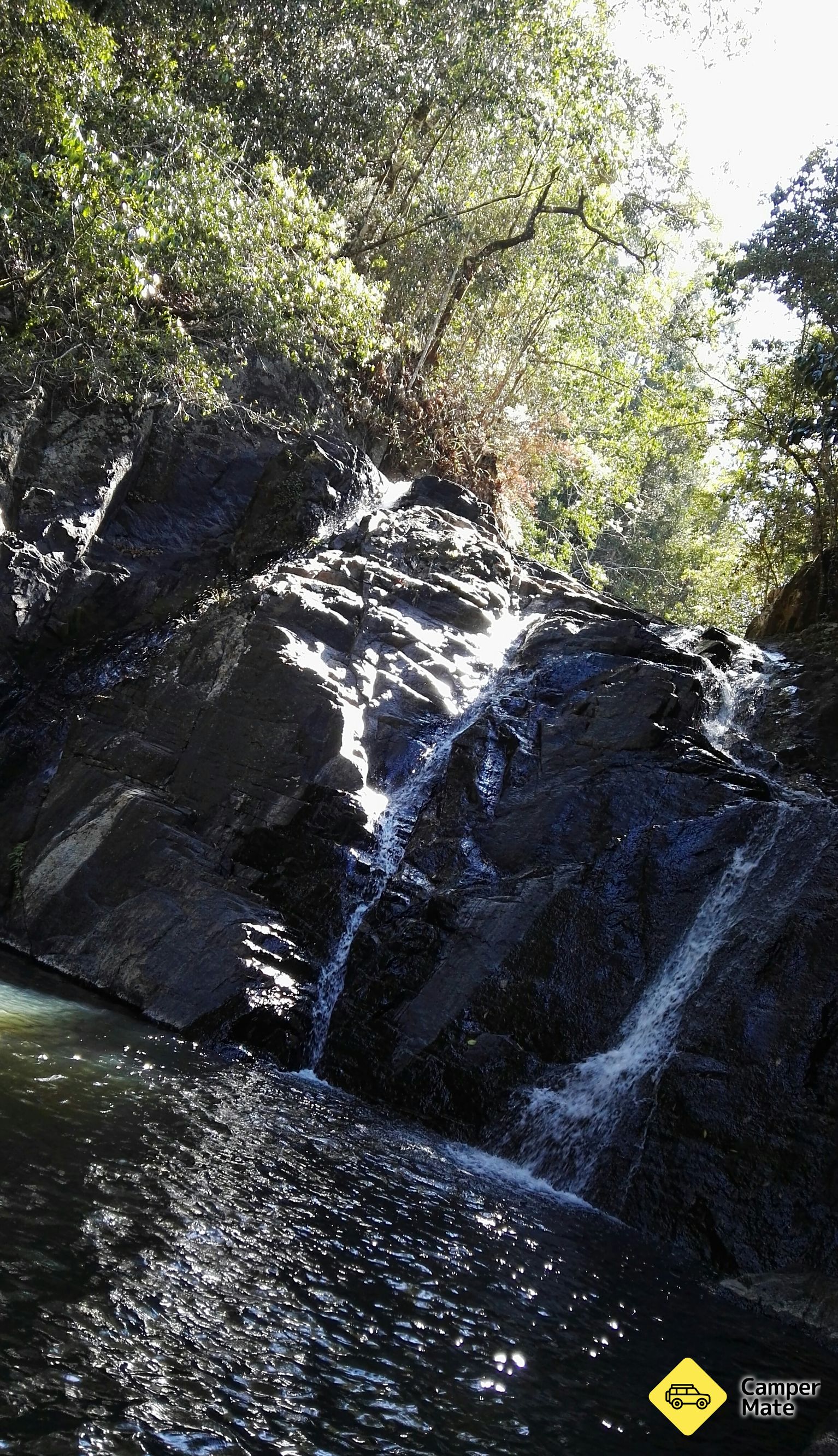 Montaña Hypipamee Crater y Dinner Falls