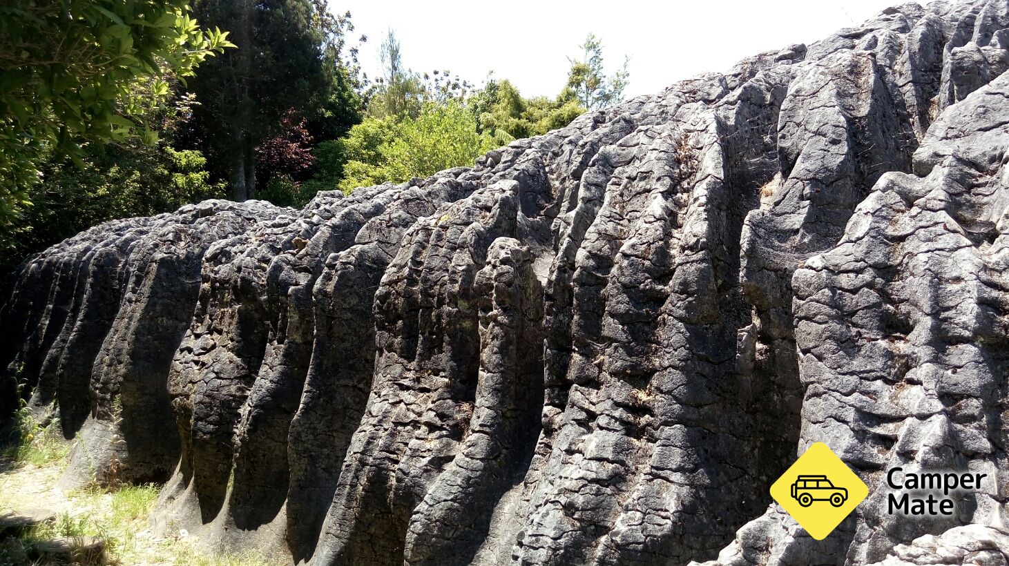 Labyrinth Rocks Park Walkway - Image 2