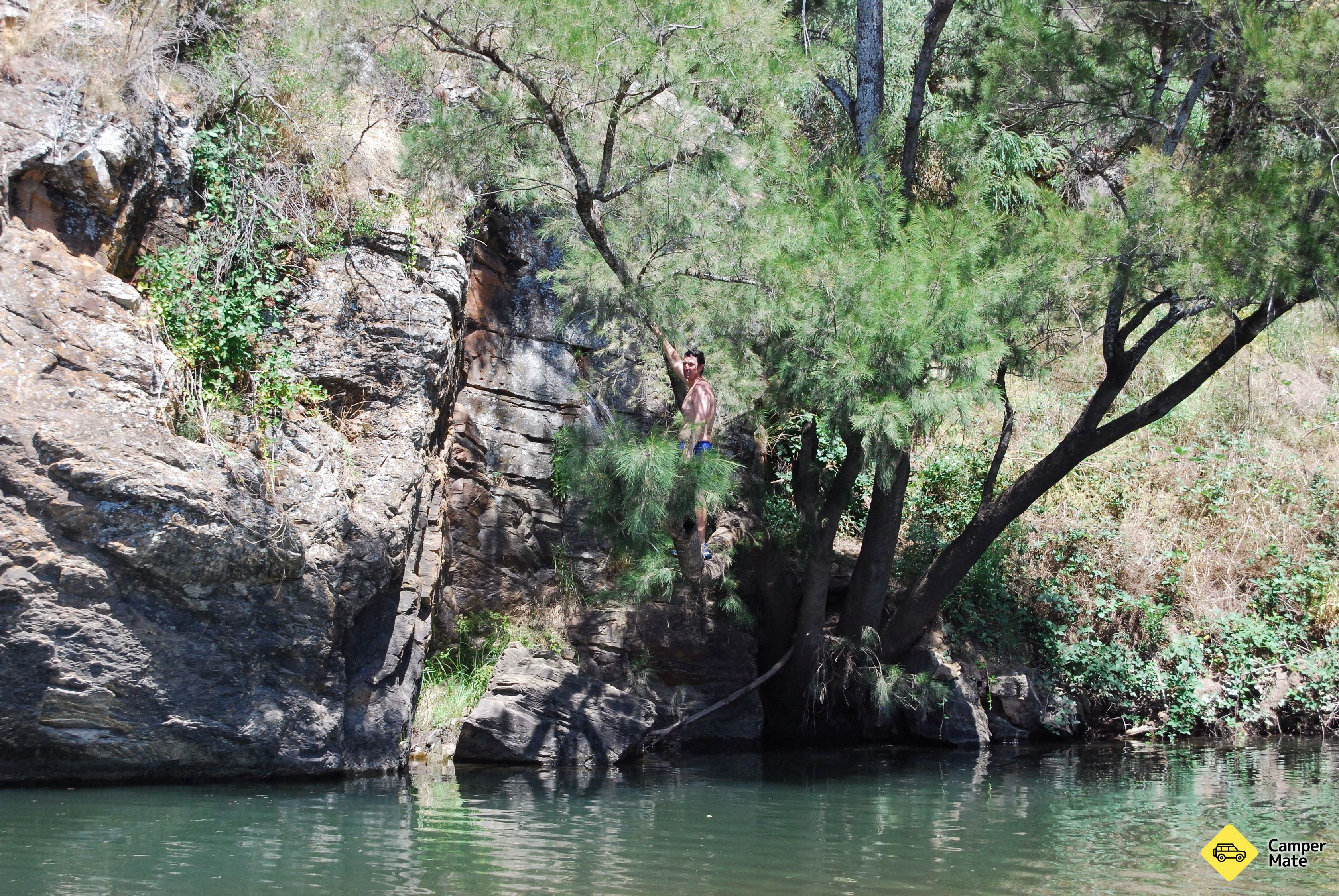Wallaby Rocks Crossing Camp Area 근처 오락거리