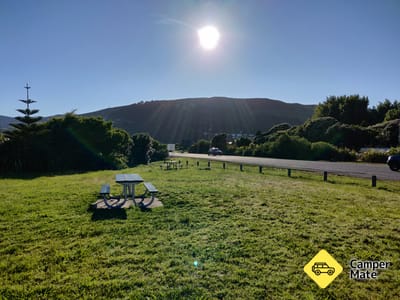 QEII Drive Gardens