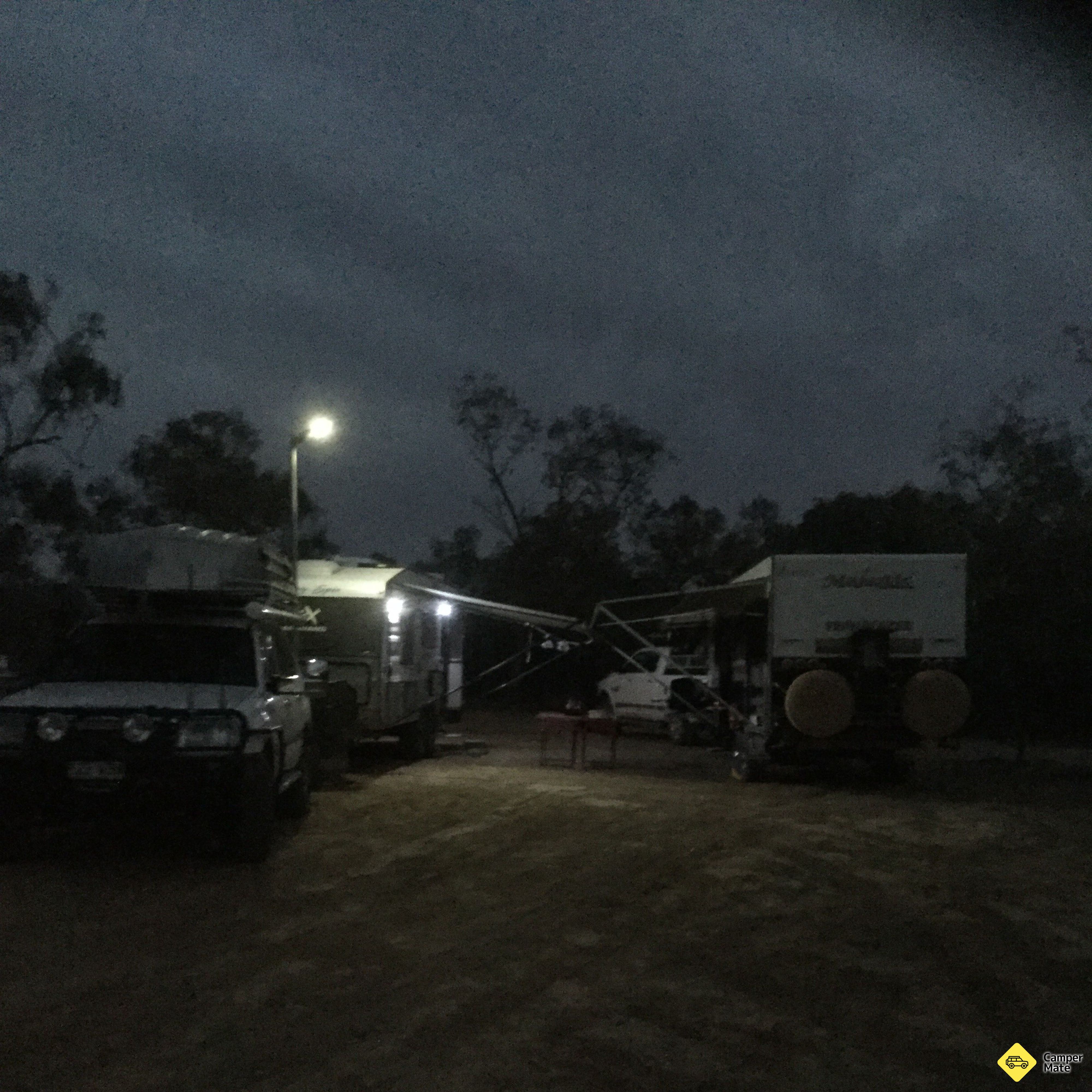 Bulloo River Self Contained Campground - Image 2