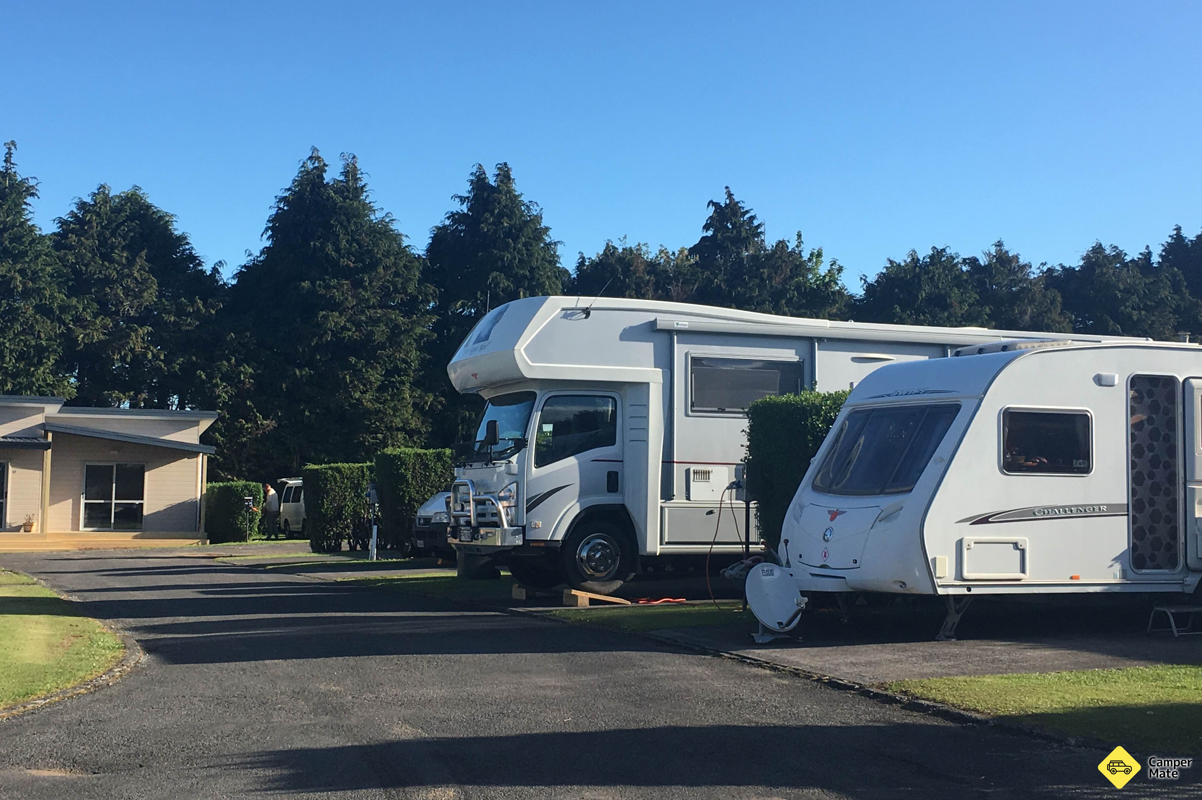 Stratford Motel & Holiday Park - Image 2