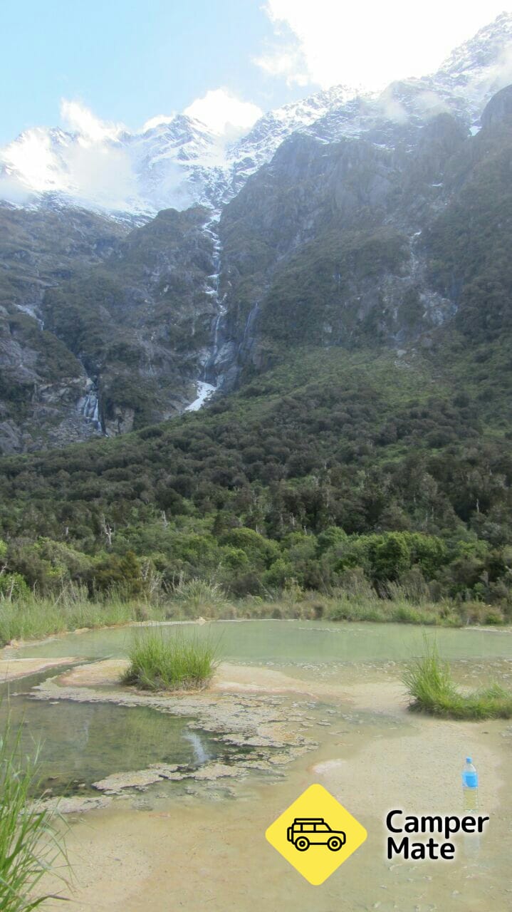 Welcome Flat Hot Pools - Image 3
