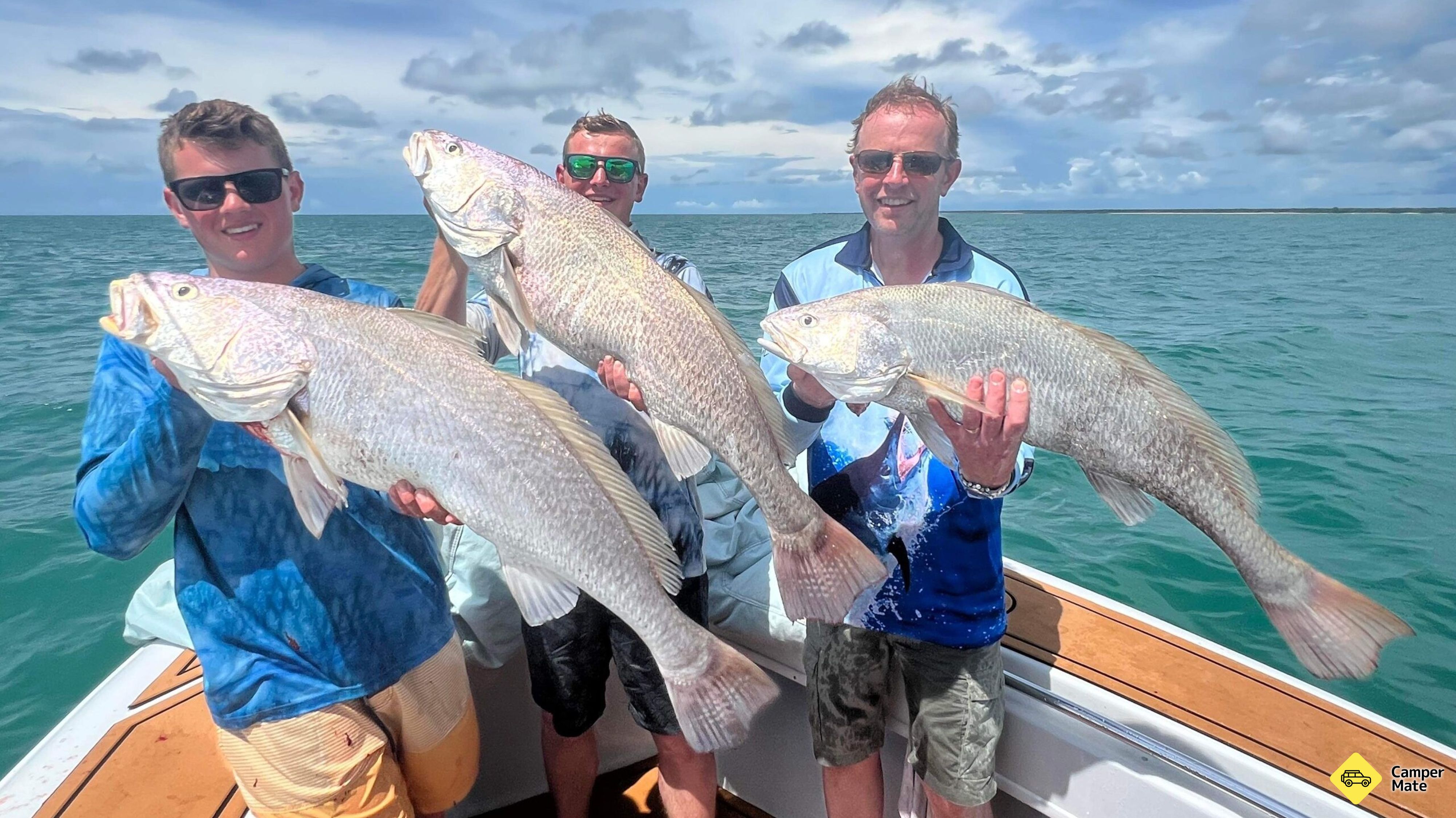 Barra sau Blue Charters de pescuit