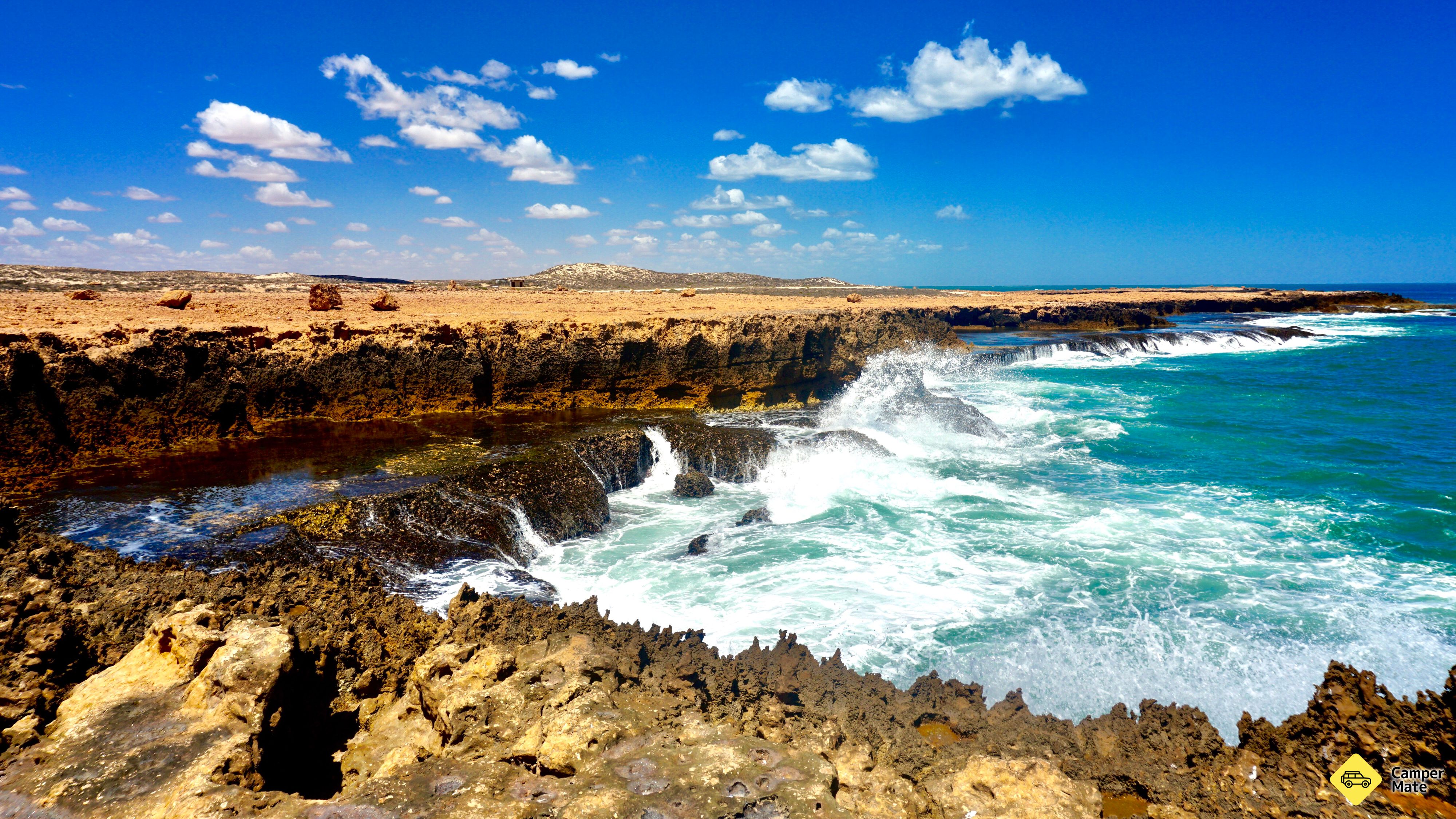 ブロウホールズ&ポイントクーバ(Blowholes and Point Quobba)