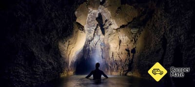 Hotell nära Black Water Rafting Labyrinth Tour