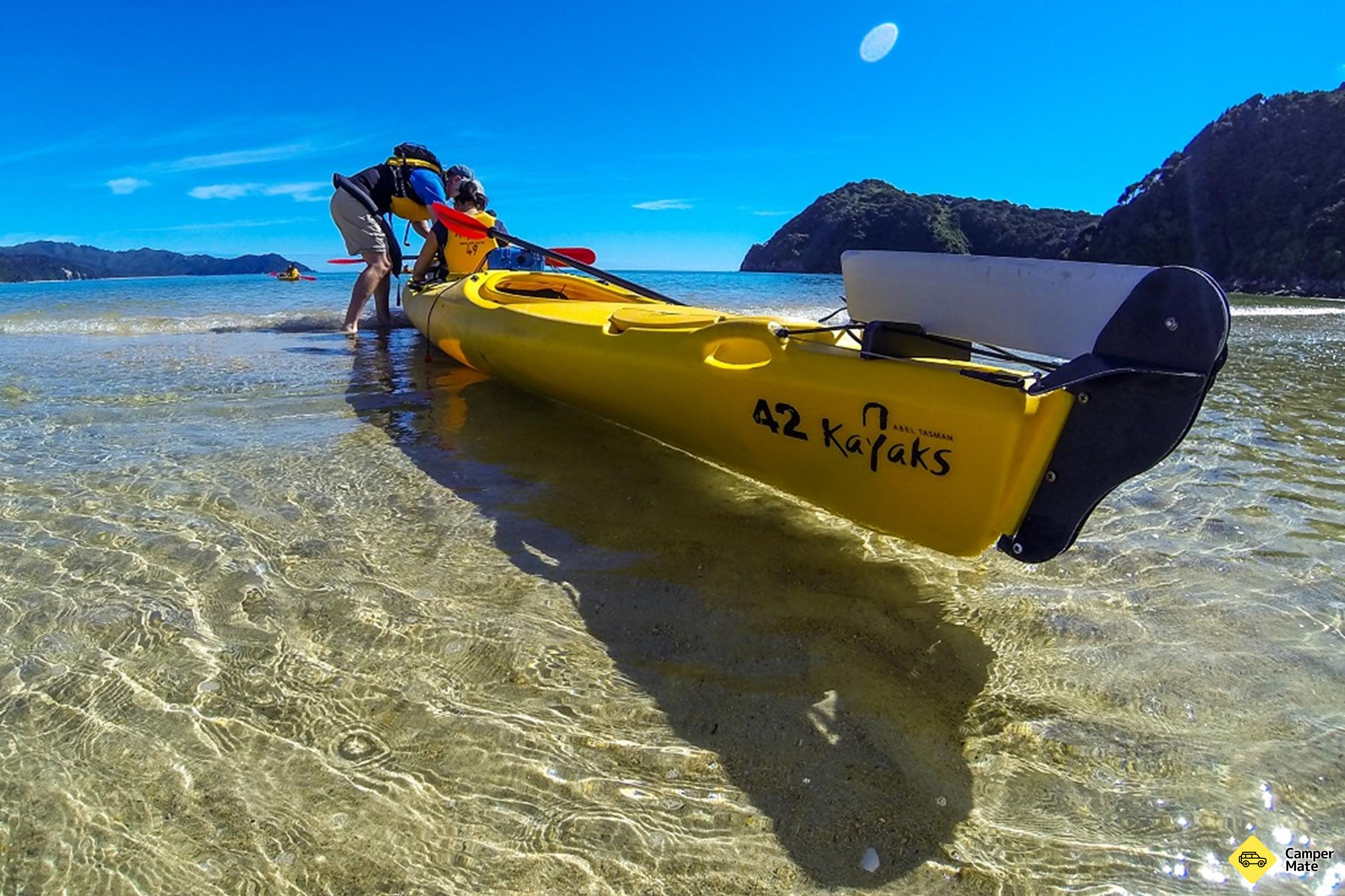 Kayak & Walk met Abel Tasman Kayaks - Image 2