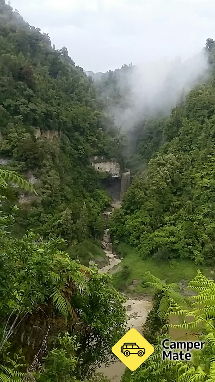 Whanganui River Waterfallについて