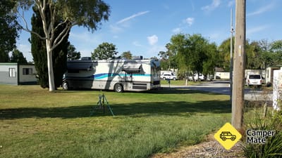 Brolgaroo Caravan पार्क