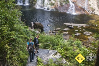 Etsi kohteen Coal Creek Falls nähtävyyksiä