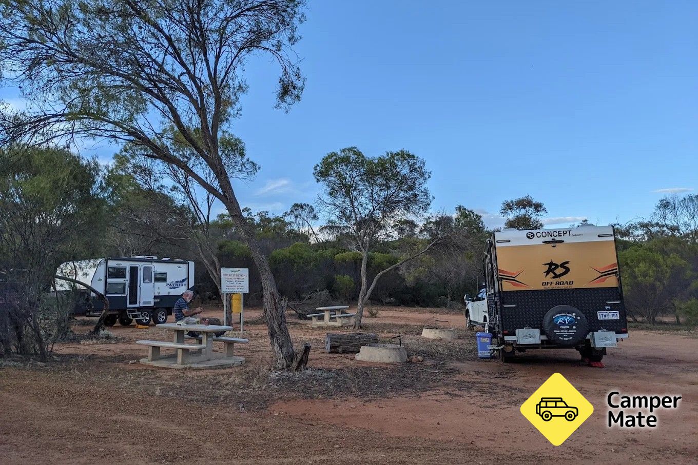 Top Camp Site - Dundas Rocks