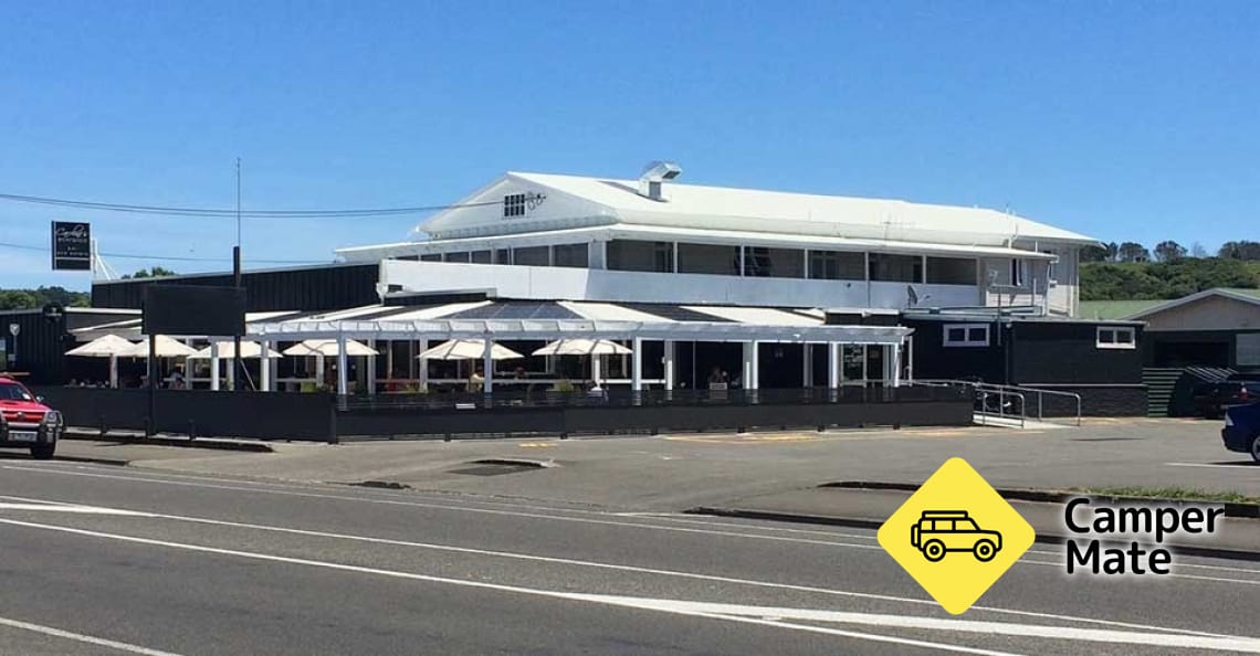 Carolines Boatshed Bar and Eatery